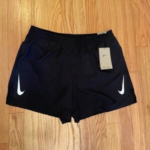 Nike Men’s / Unisex Black AeroSwift Shorts